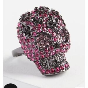 🆕️☠️PINK SKULL PAVE STATEMENT RING - HEMATITE ☠️